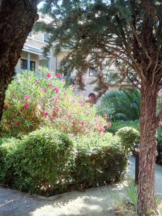 Apartment L'ancien Couvent Sur Jardin, Havre De Paix En Centre A 100m De La Avec Parking Privatif *